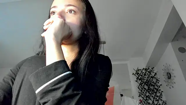 IreneVON online show from 12/14/24, 04:23