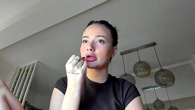 IreneVON online show from 01/09/26, 04:37