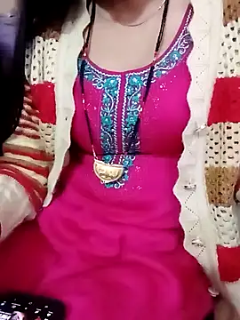 Snapshot of Slim_bhabhi chatting on 01/08/25, 07:55 Slim bhabhi online show from 01/08/25, 07:55