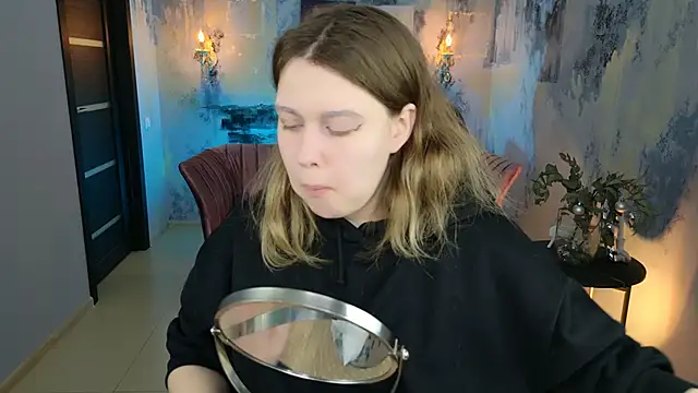 FioraMarmoris online show from 12/26/24, 09:01
