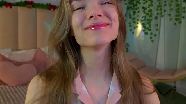 Eva Natsumi online show from 12/14/24, 08:34