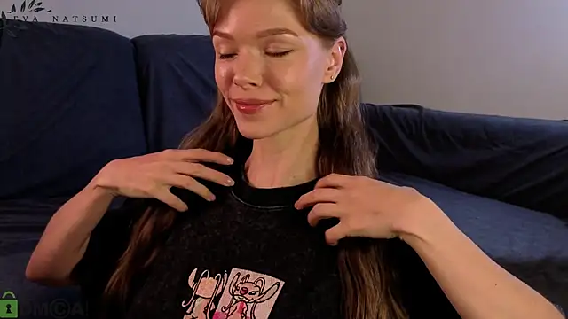 Eva Natsumi online show from 10/20/25, 04:40