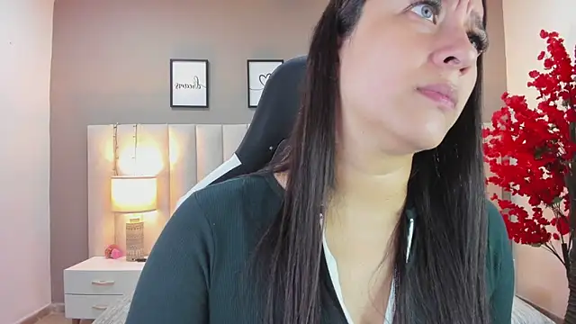 sara parker069 online show from 09/18/25, 01:13