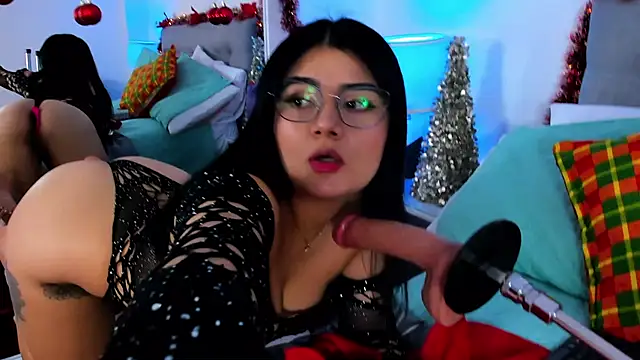 Samantha  Vega online show from 12/28/24, 08:58