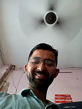 Snapshot of sagarghai07 chatting on 04/18/26, 09:57 sagarghai07 online show from 04/18/26, 09:57