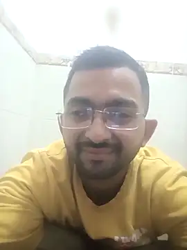 Snapshot of sagarghai07 chatting on 05/21/26, 05:47 sagarghai07 online show from 05/21/26, 05:47