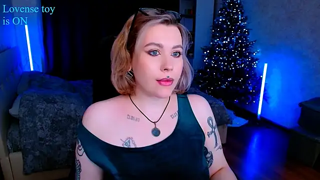 Snapshot of Blueberry-baby chatting on 01/26/25, 11:08 Blueberry-baby online show from 01/26/25, 11:08