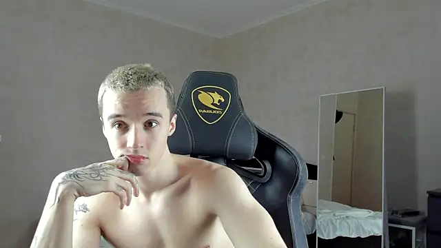 MasonWarholl online show from 12/05/24, 01:14