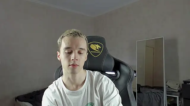 MasonWarholl online show from 12/12/24, 12:22