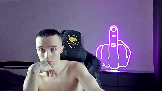 MasonWarholl online show from 12/19/24, 06:01