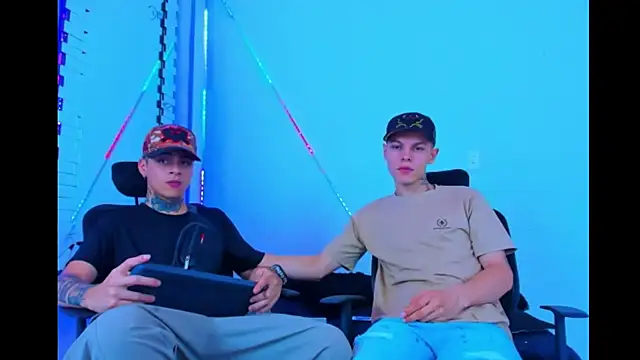 HOT boy2025 online show from 09/13/25, 10:48