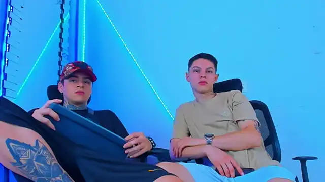 HOT boy2025 online show from 10/15/25, 12:11