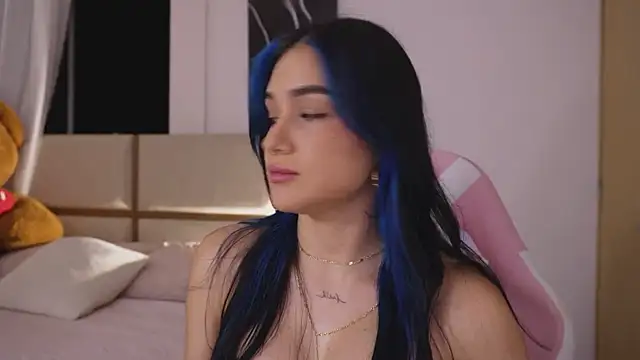 AnnyHizzle online show from 05/08/26, 02:06