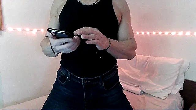 Alexx Fit023 online show from 01/01/25, 08:58