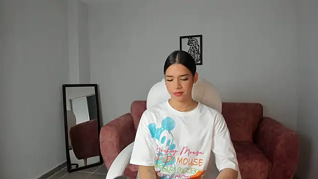 Alice23jones online show from 01/08/25, 02:03