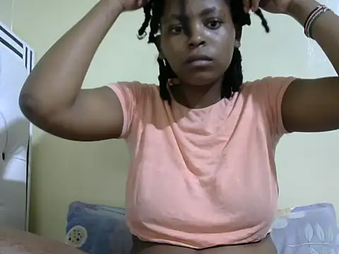 Snapshot of nelly_shyn chatting on 09/26/25, 01:15 nelly shyn online show from 09/26/25, 01:15