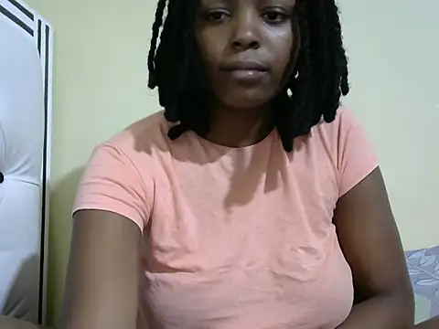 Snapshot of nelly_shyn chatting on 10/11/25, 08:40 nelly shyn online show from 10/11/25, 08:40