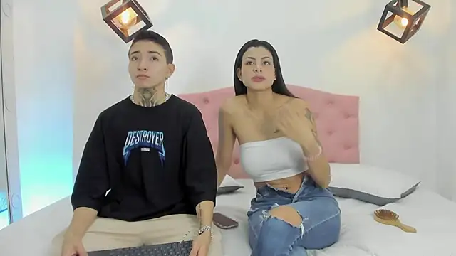 Tinny and Candy online show from 01/10/25, 01:31