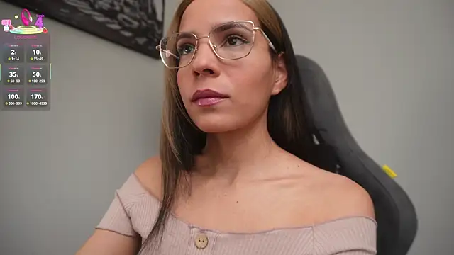 Snapshot of little-eli chatting on 10/29/25, 07:15 little-eli online show from 10/29/25, 07:15