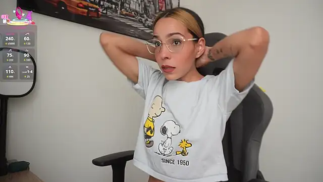 Snapshot of little-eli chatting on 12/01/25, 07:08 little-eli online show from 12/01/25, 07:08