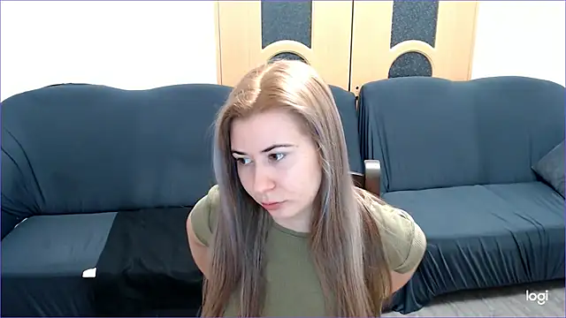 VioletaFlower7 online show from 12/19/24, 08:45