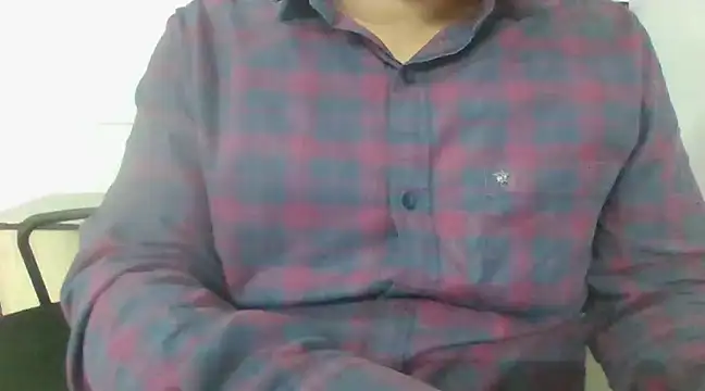 Snapshot of indianbull3684 chatting on 12/03/24, 02:38 indianbull3684 online show from 12/03/24, 02:38