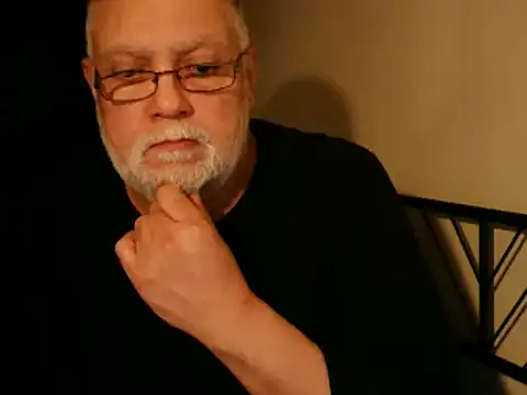 Snapshot of 100Tauros chatting on 09/22/25, 09:39 100Tauros online show from 09/22/25, 09:39