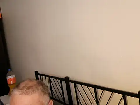 Snapshot of 100Tauros chatting on 09/23/25, 09:45 100Tauros online show from 09/23/25, 09:45