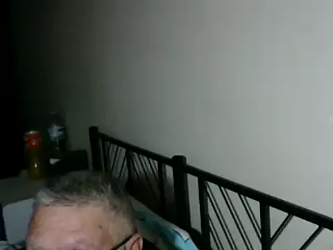 Snapshot of 100Tauros chatting on 11/01/25, 11:01 100Tauros online show from 11/01/25, 11:01