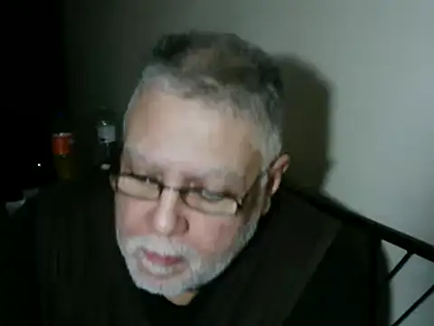 Snapshot of 100Tauros chatting on 11/04/25, 10:09 100Tauros online show from 11/04/25, 10:09