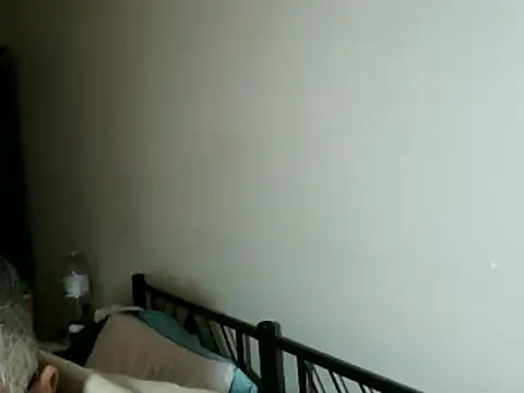 Snapshot of 100Tauros chatting on 11/06/25, 10:27 100Tauros online show from 11/06/25, 10:27