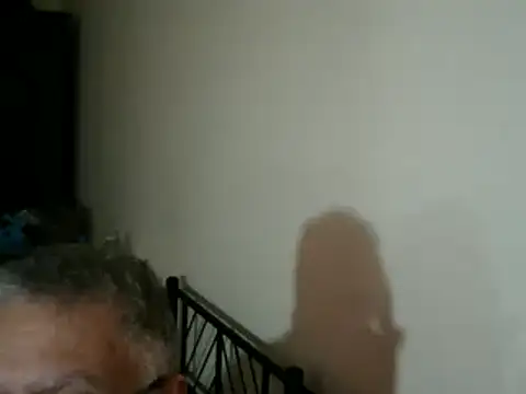 Snapshot of 100Tauros chatting on 12/03/25, 12:47 100Tauros online show from 12/03/25, 12:47