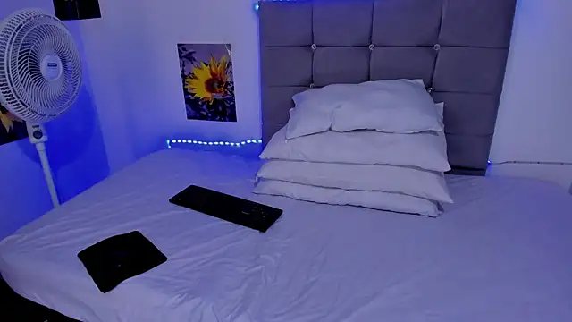 Ladysexy hot19 online show from 09/24/25, 04:43