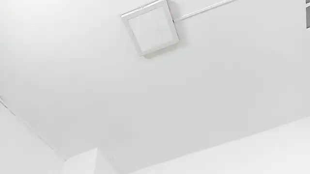 Juliabadlee online show from 12/04/24, 03:15