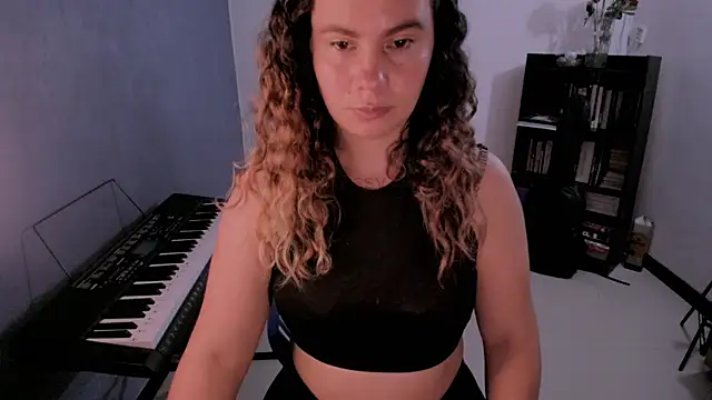 gigi stephans online show from 07/28/26, 01:45