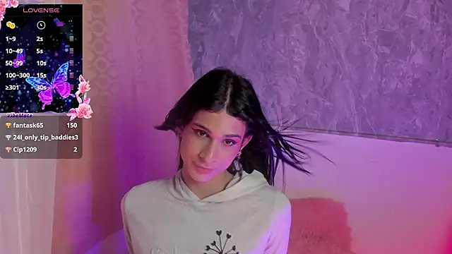 Mara friendboy699 online show from 12/12/24, 11:03