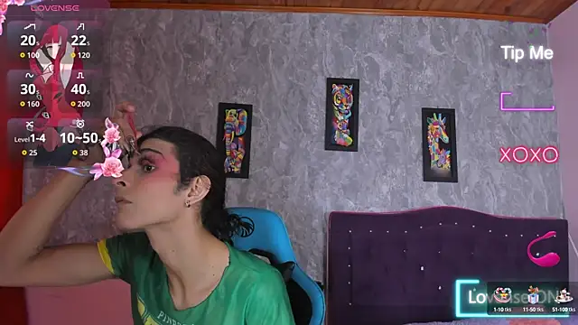 Snapshot of Mara_friendboy699 chatting on 10/13/25, 07:58 Mara friendboy699 online show from 10/13/25, 07:58