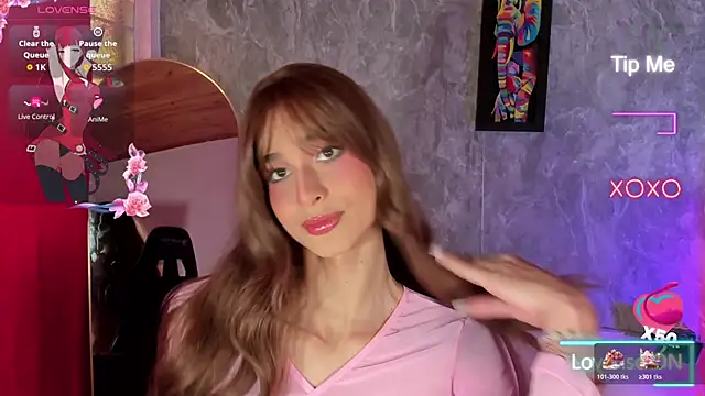 Snapshot of Mara_friendboy699 chatting on 12/18/25, 08:04 Mara friendboy699 online show from 12/18/25, 08:04