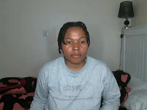 R-thequeen online show from 12/01/24, 05:13