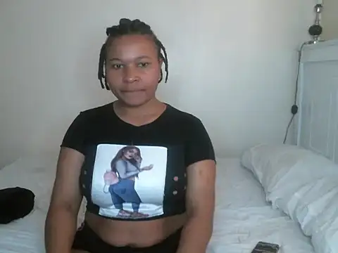 R-thequeen online show from 12/09/24, 10:32