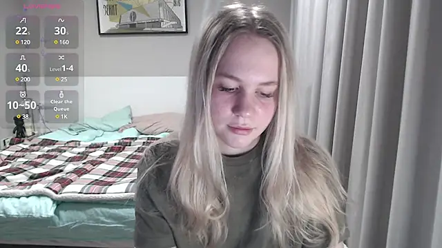 Snapshot of annabel8 chatting on 01/01/25, 08:37 annabel8 online show from 01/01/25, 08:37