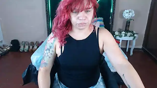 Snapshot of VioletaaaSlave chatting on 01/07/26, 10:51 VioletaaaSlave online show from 01/07/26, 10:51