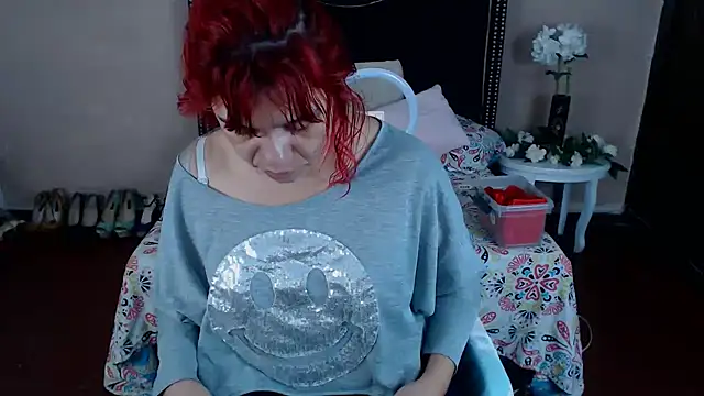 Snapshot of VioletaaaSlave chatting on 03/06/26, 11:28 VioletaaaSlave online show from 03/06/26, 11:28