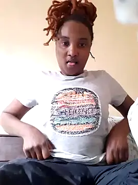 Snapshot of StacyGee24 chatting on 01/13/25, 12:45 StacyGee24 online show from 01/13/25, 12:45