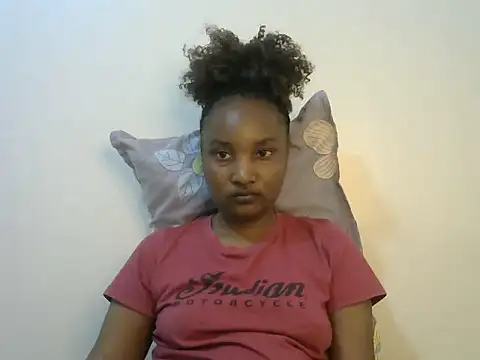 Snapshot of StacyGee24 chatting on 10/10/25, 08:13 StacyGee24 online show from 10/10/25, 08:13