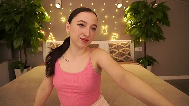 MonAmourrrR online show from 01/27/25, 06:52