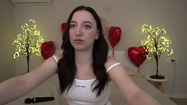 MonAmourrrR online show from 02/20/25, 07:34