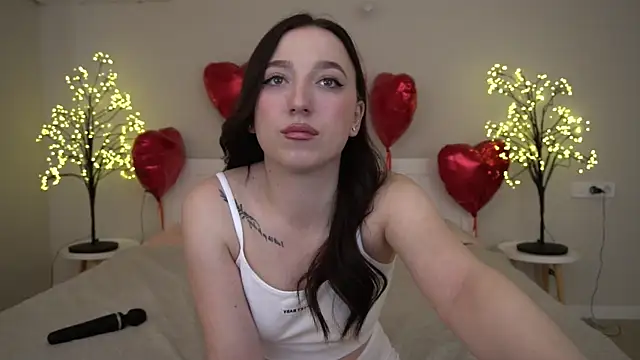 MonAmourrrR online show from 02/20/25, 10:37