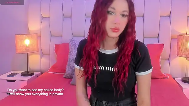 SkinnyFoxy online show from 05/17/26, 07:21