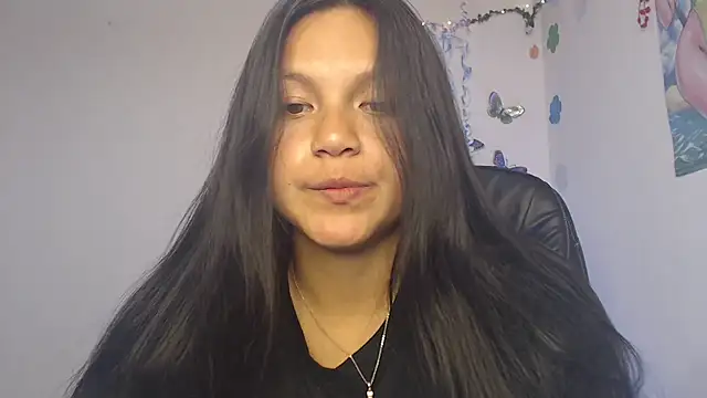 Snapshot of Zafiroweb09 chatting on 12/24/24, 04:11 Zafiroweb09 online show from 12/24/24, 04:11